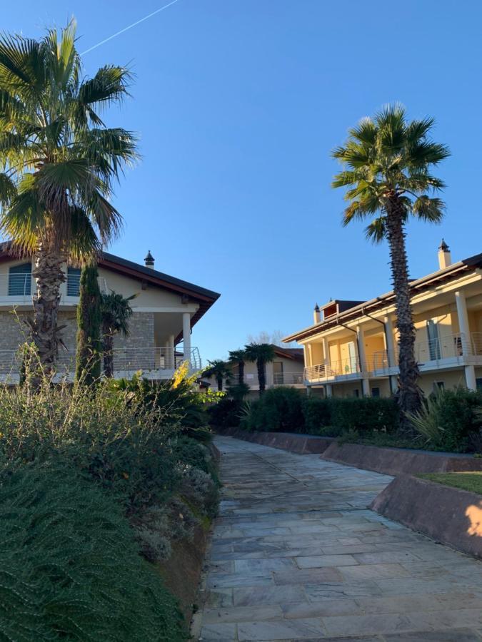 Casa Della Regina Apartment Sirmione Ngoại thất bức ảnh