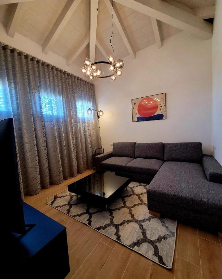 Casa Della Regina Apartment Sirmione Ngoại thất bức ảnh